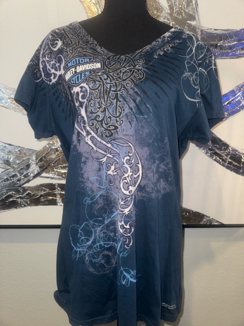 Harley-Davidson Navy and Lavender Scroll Wing Graphic Tee